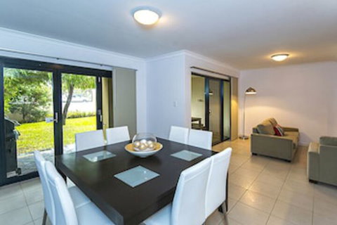 Yallingup Beach Resort - Holiday Cairns 4