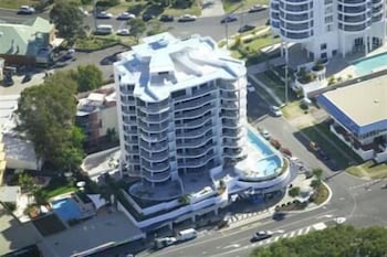 Silver Sea On Sixth Resort - Holiday Cairns 0