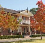 Plumes on the Green Boutique Bed  Breakfast - Holiday Cairns