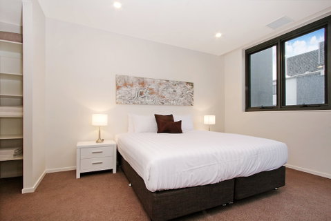 Accommodate Canberra - IQ - Braddon - Holiday Cairns 3