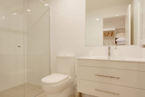 Accommodate Canberra - IQ - Braddon - Holiday Cairns 2