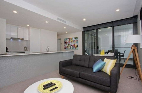 Accommodate Canberra - IQ - Braddon - Holiday Cairns 5