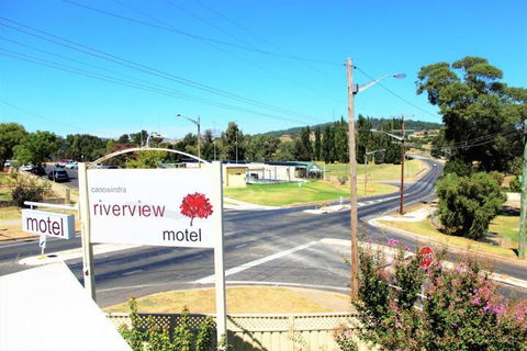 Canowindra Riverview Motel - Holiday Cairns 5
