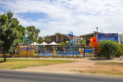 All Seasons Holiday Park - Holiday Cairns 2