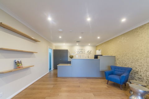 Cowra Services Club Motel - Holiday Cairns 0