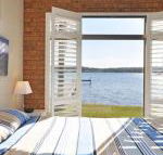 The Studio on the Lake at Fishing Point Lake Macquarie honestly put the line in  catch fish - Holiday Cairns