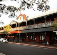 Prince of Wales Hotel Bunbury - Holiday Cairns