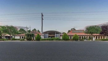 Banksia Motel Collie - Holiday Cairns 0