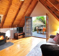 Santosa Cottage - Holiday Cairns