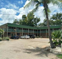 Palm Court Backpackers - Holiday Cairns