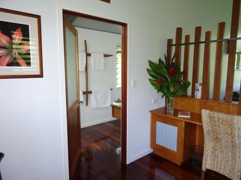 Sweetwater Lodge - Holiday Cairns 1