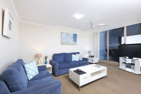 Beaches International - Holiday Cairns 2