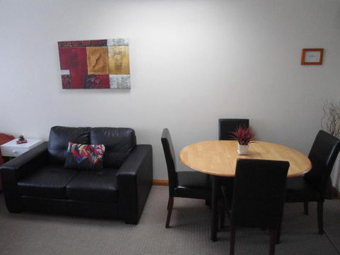 Ashwood Apartment Bellerive - Holiday Cairns 6