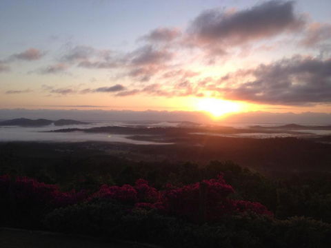 Highwood Park B & B Guest Lodge - Holiday Cairns 3