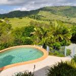 Highwood Park B & B Guest Lodge - Holiday Cairns 0