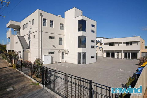 The Block Views Apartments Victor Harbor - Holiday Cairns 4