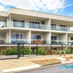 The Block Views Apartments Victor Harbor - Holiday Cairns 0