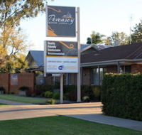 Pevensey Motor Lodge - Holiday Cairns