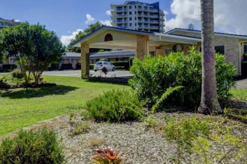 Forster And Wallis Lake Motel - Holiday Cairns 1