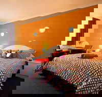 Tuncurry Beach Motel - Holiday Cairns