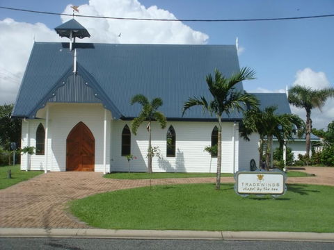 Kurrmine Beach Motel - Holiday Cairns 0