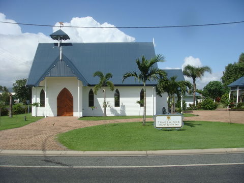 Kurrmine Beach Motel - Holiday Cairns 1