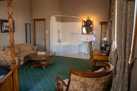 Denison Boutique Hotel - Holiday Cairns 11