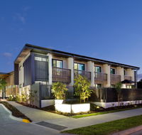 The Glen Hotel  Suites - Holiday Cairns