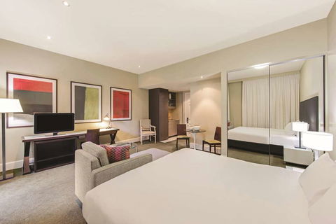 Adina Apartment Hotel Adelaide Treasury - Holiday Cairns 9