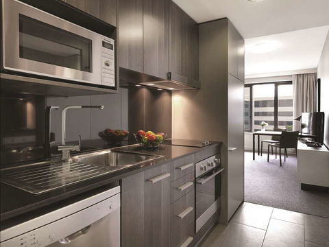 Adina Apartment Hotel Sydney Airport - Holiday Cairns 5