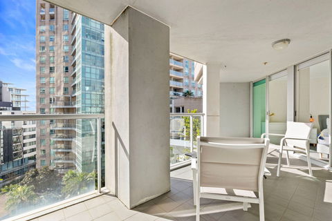 Astra Apartments Chatswood - Holiday Cairns 2