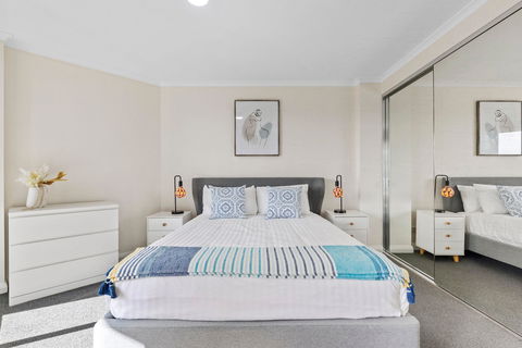 Astra Apartments Chatswood - Holiday Cairns 6