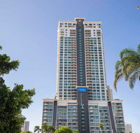 Mantra Crown Towers Surfers Paradise - Holiday Cairns