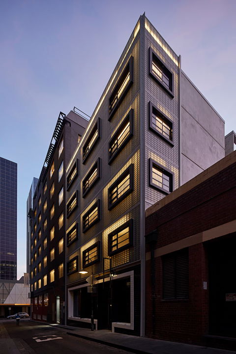 Lancemore Crossley St Melbourne - Holiday Cairns 0