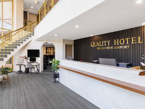 Quality Hotel Melbourne Airport - Holiday Cairns 4