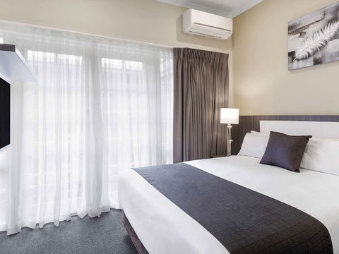 Quality Hotel Melbourne Airport - Holiday Cairns 6