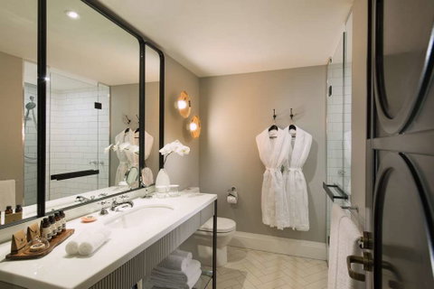 Mayfair Hotel - Holiday Cairns 7