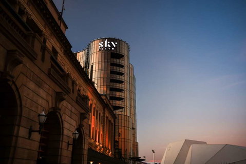Eos by SkyCity - Holiday Cairns 1