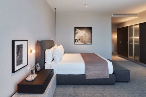 Eos by SkyCity - Holiday Cairns 6