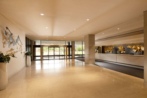 Hilton Adelaide - Holiday Cairns 2