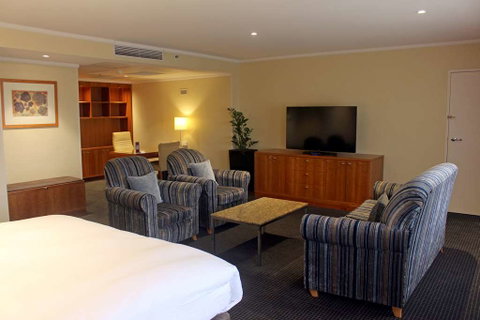 Hilton Adelaide - Holiday Cairns 15