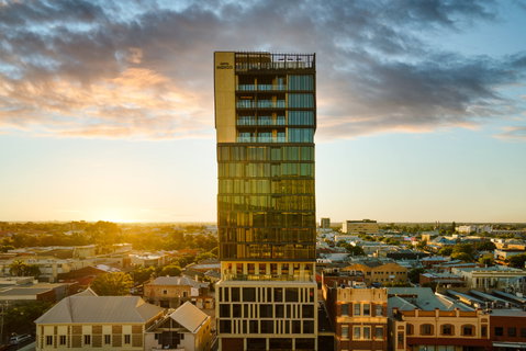 Hotel Indigo Adelaide Markets - Holiday Cairns 0