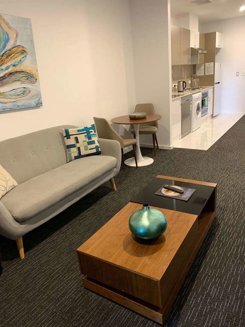 Adelaide Dress Circle Apartments - Holiday Cairns 9