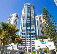 Mantra Towers of Chevron Surfers - Holiday Cairns
