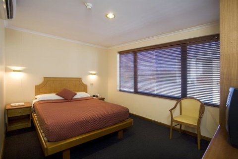 Capital Executive Apt Hotel Canberra - Holiday Cairns 6