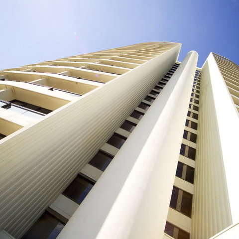 BreakFree Capital Tower - Holiday Cairns 1