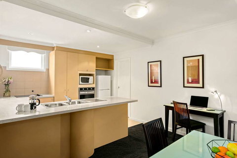 Comfort Apartments Royal Gardens - Holiday Cairns 5