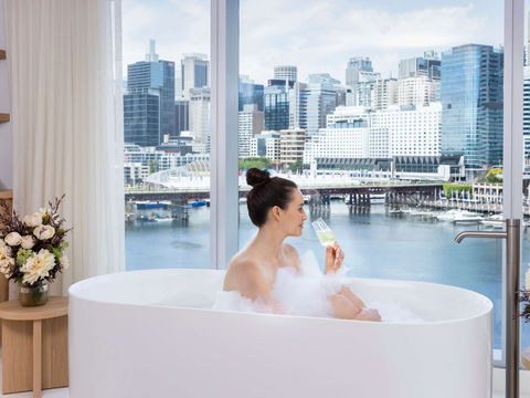 Sofitel Sydney Darling Harbour - Holiday Cairns 13