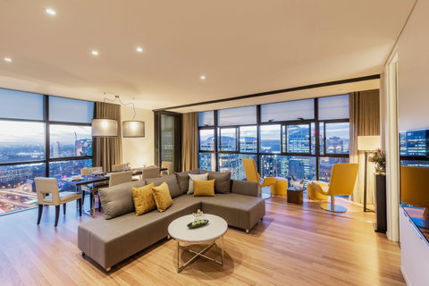 Fraser Suites Sydney - Holiday Cairns 11