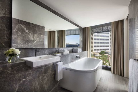 Hyatt Regency Sydney - Holiday Cairns 3